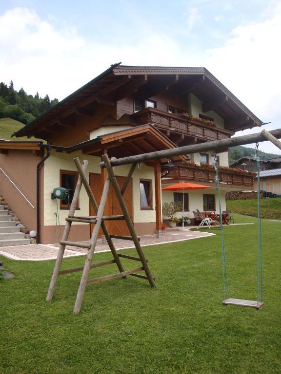 Apartment Haus Zirmblick Saalbach